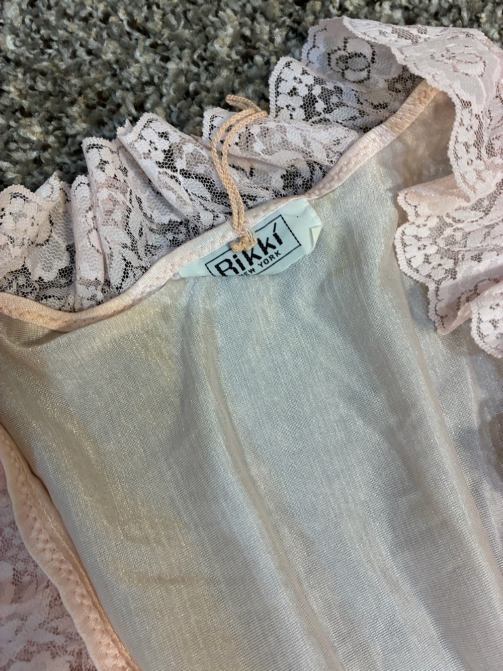 VTG Lingerie Victoria Secret Rikki Lot 3 Items Satin Lace Robe Camisole Shorts - Picture 4 of 14